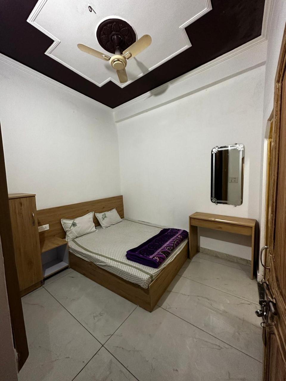 Sonu Guesthouse & Hostel Rishīkesh Oda fotoğraf