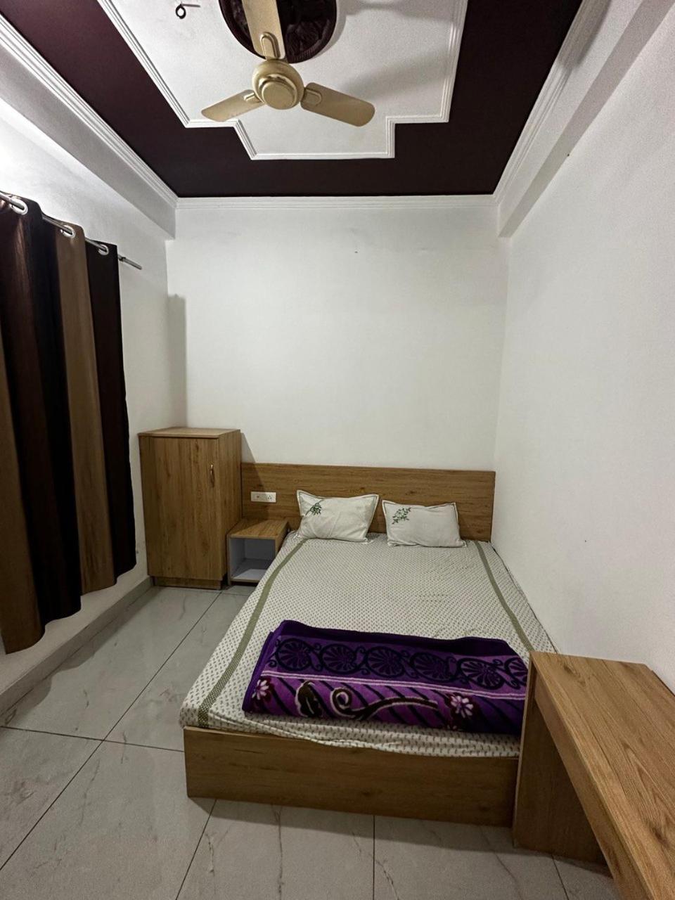 Sonu Guesthouse & Hostel Rishīkesh Oda fotoğraf