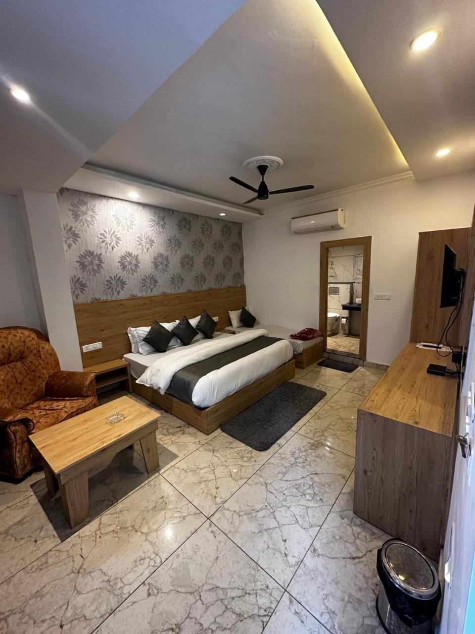 Sonu Guesthouse & Hostel Rishīkesh Oda fotoğraf